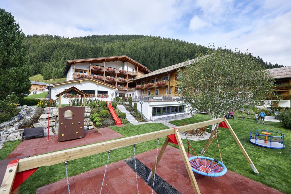 Hotel Alpenblume Damuels Exteriér fotografie