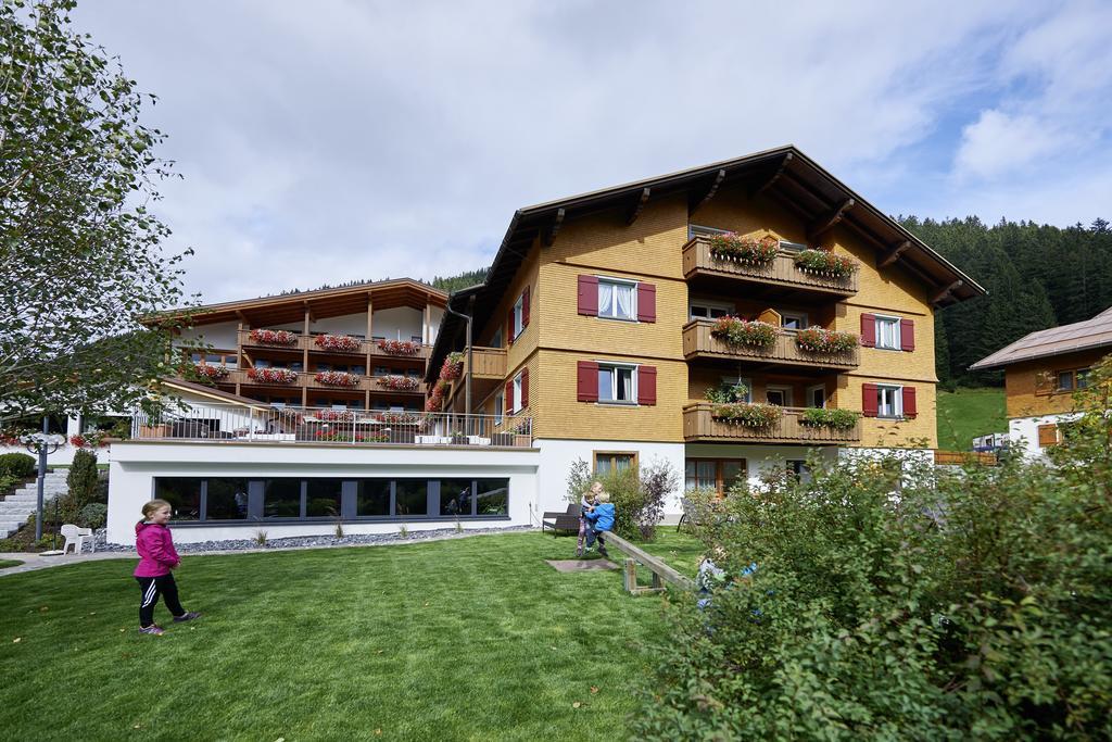 Hotel Alpenblume Damuels Exteriér fotografie